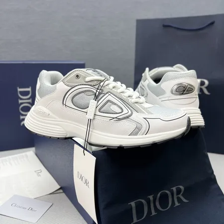 ディオール スニーカー