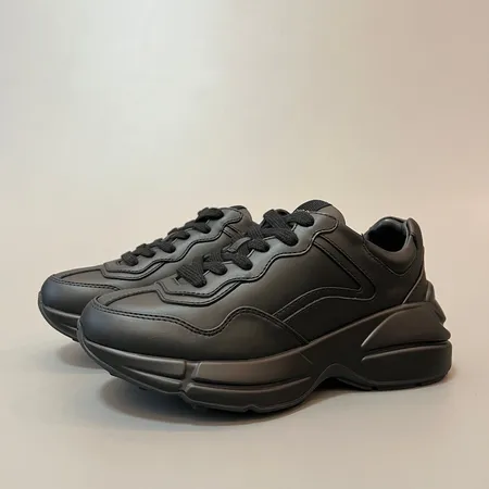 グッチ スニーカー