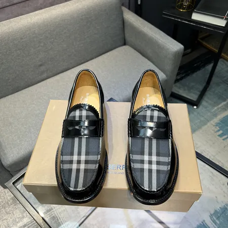 バーバリー ス ビジネスシューズ