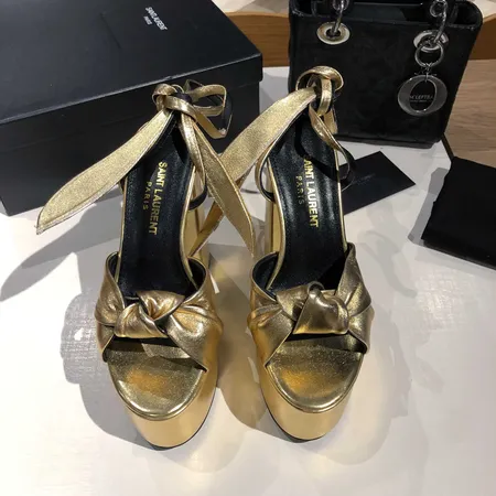 イブサンローラン サンダル