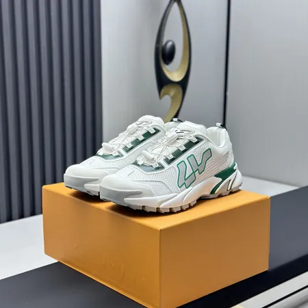 ルイヴィトン スニーカー