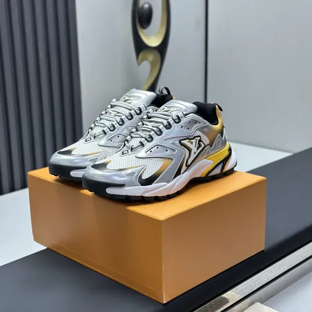 ルイヴィトン スニーカー