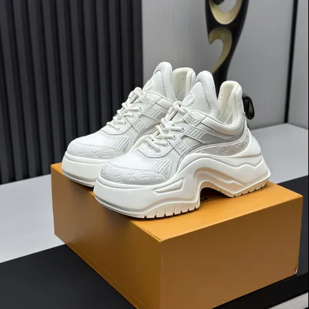 ルイヴィトン スニーカー