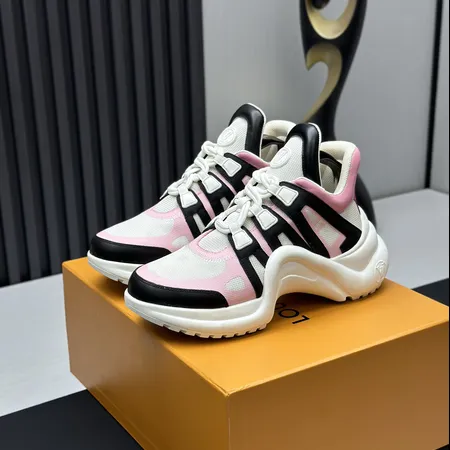 ルイヴィトン スニーカー