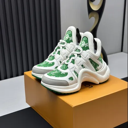 ルイヴィトン スニーカー