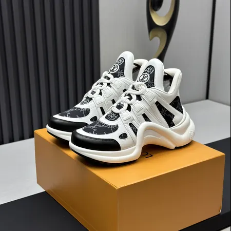 ルイヴィトン スニーカー