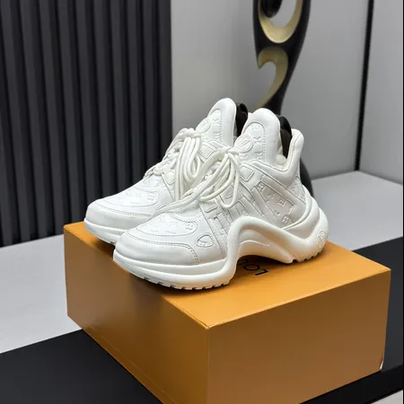 ルイヴィトン スニーカー