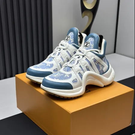 ルイヴィトン スニーカー