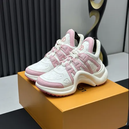 ルイヴィトン スニーカー