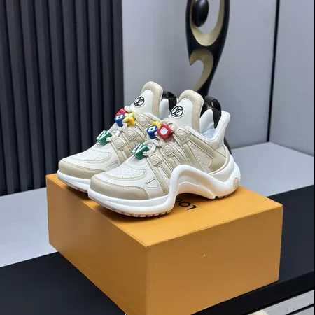 ルイヴィトン スニーカー