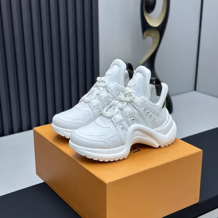 ルイヴィトン スニーカー