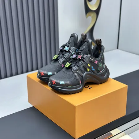 ルイヴィトン スニーカー