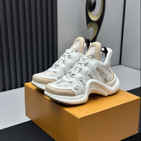 ルイヴィトン スニーカー