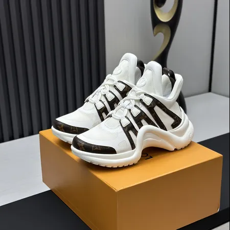 ルイヴィトン スニーカー