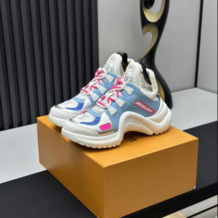 ルイヴィトン スニーカー