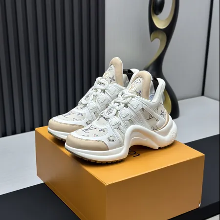 ルイヴィトン スニーカー