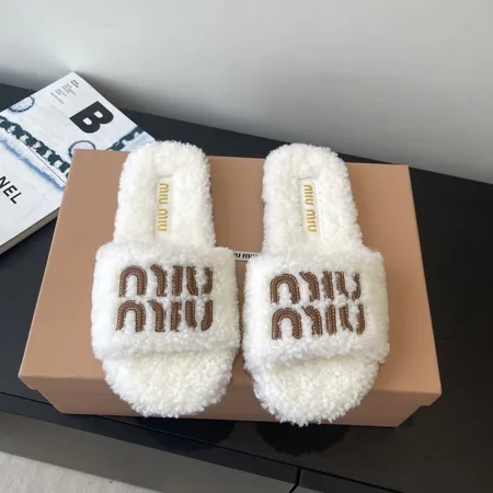 ミュウミュウ スリッパ