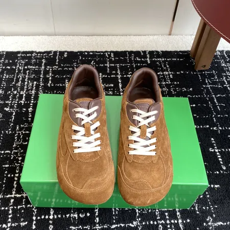 ボッテガ ヴェネタ スニーカー