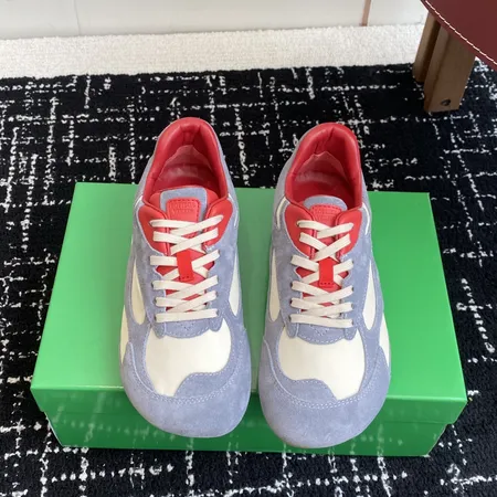 ボッテガ ヴェネタ スニーカー