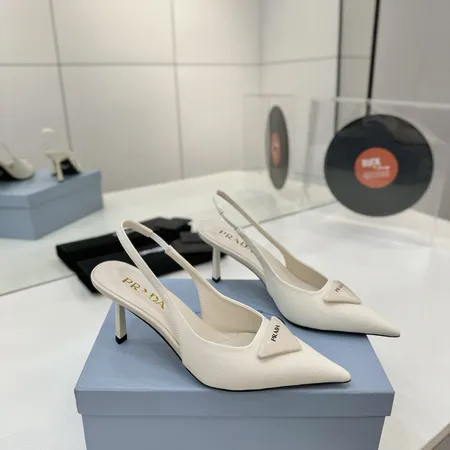 プラダ サンダル