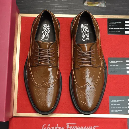 フェラガモ ビジネスシューズ