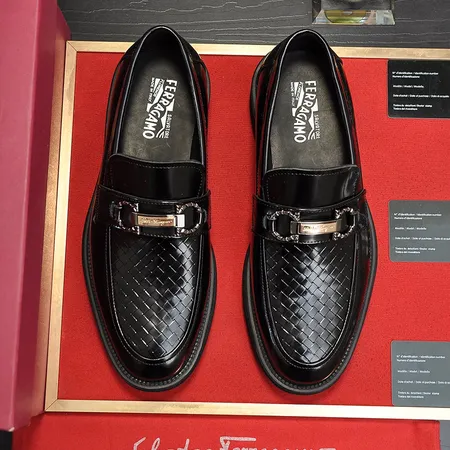 フェラガモ ビジネスシューズ