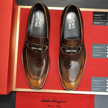 フェラガモ ビジネスシューズ