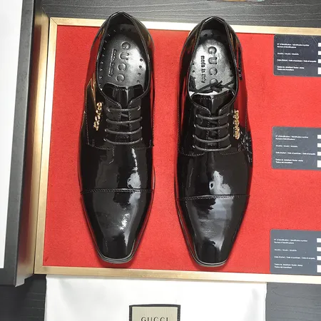 グッチ ビジネスシューズ