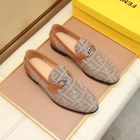 フェンディ ビジネスシューズ