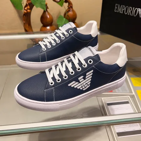 アルマーニ カジュアルシューズ