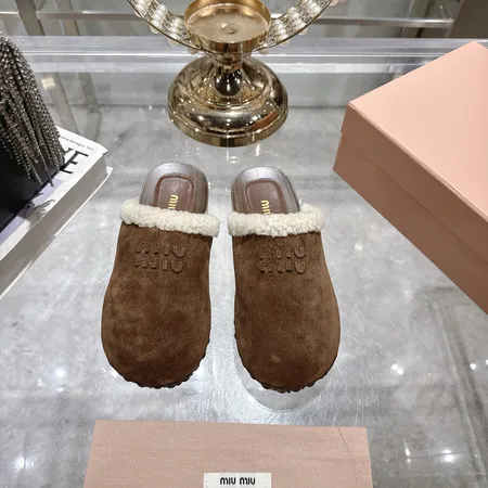 ミュウミュウ スリッパ