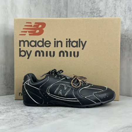 ミュウミュウ スニーカー