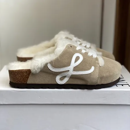 ロエベ スリッパ