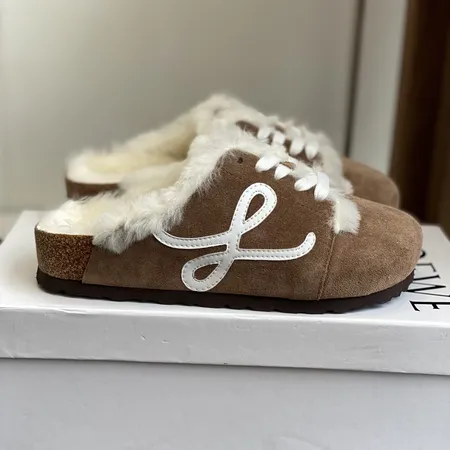 ロエベ スリッパ