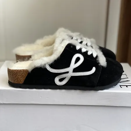 ロエベ スリッパ