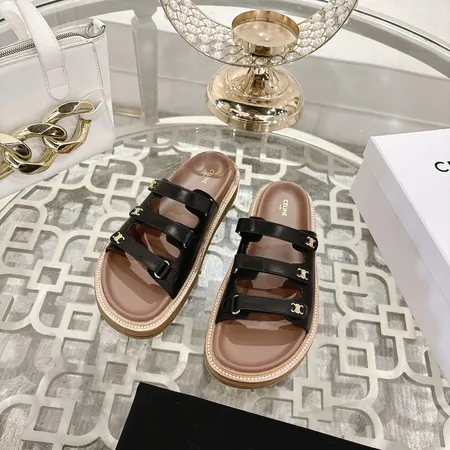 セリーヌ スリッパ