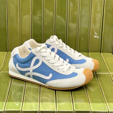 ロエベ カジュアルシューズ