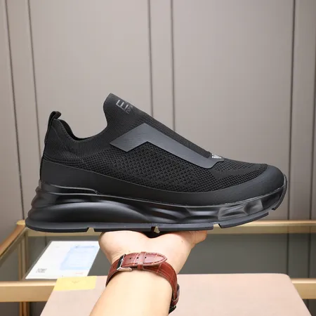 アルマーニ スニーカー