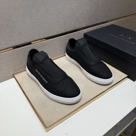 アルマーニ カジュアルシューズ
