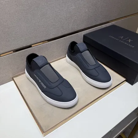 アルマーニ カジュアルシューズ