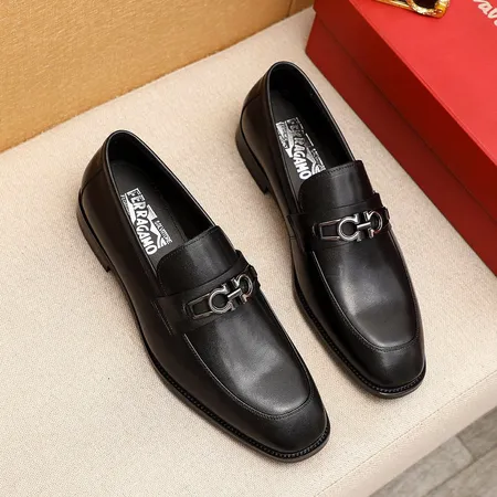 フェラガモ ビジネスシューズ