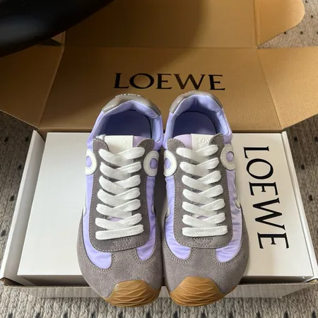 ロエベ スニーカー