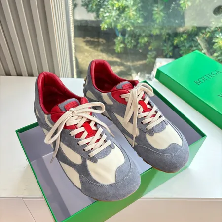 ボッテガ ヴェネタ スニーカー