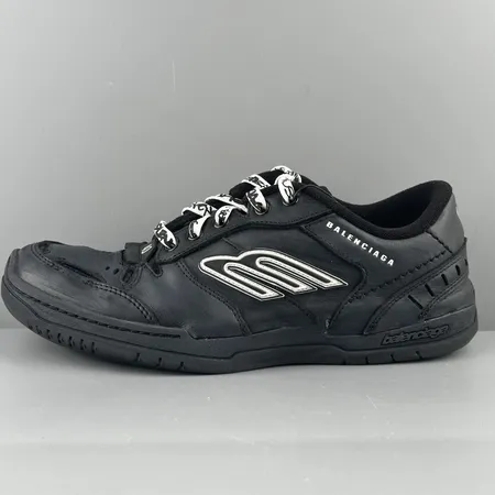 バレンシアガ カジュアルシューズ