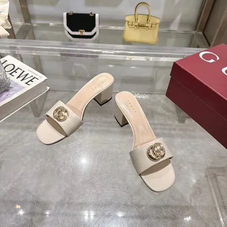 グッチ サンダル