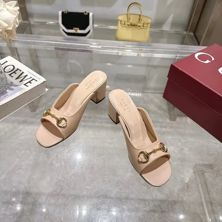 グッチ サンダル