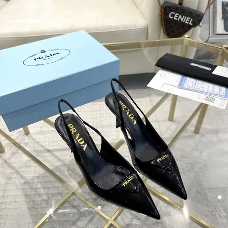 プラダ サンダル