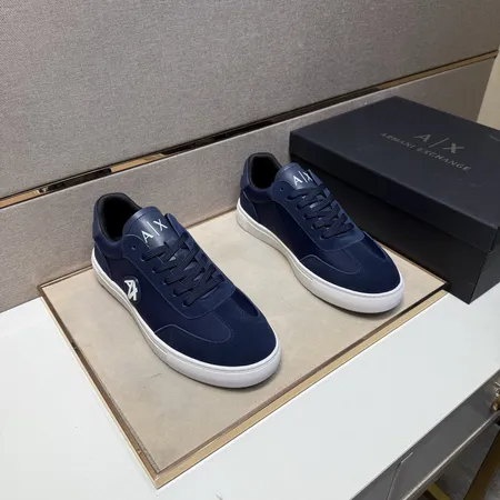 アルマーニ カジュアルシューズ