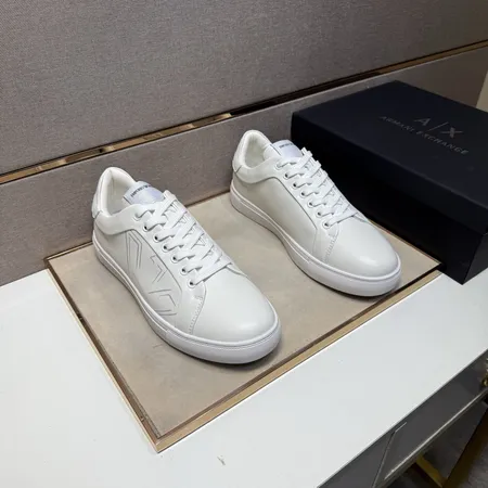 アルマーニ カジュアルシューズ