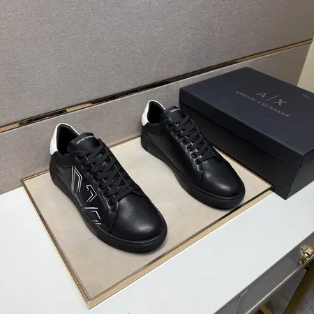 アルマーニ カジュアルシューズ